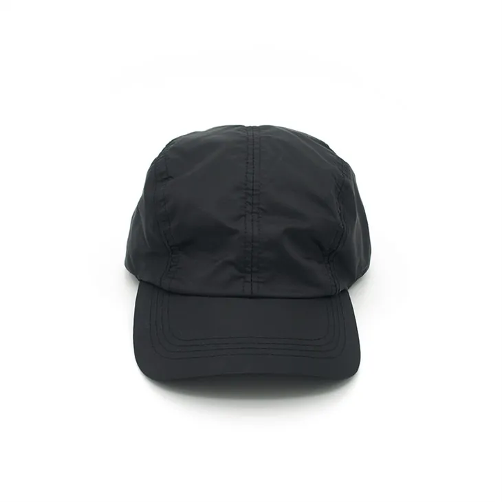 Melni poliestera vāciņi