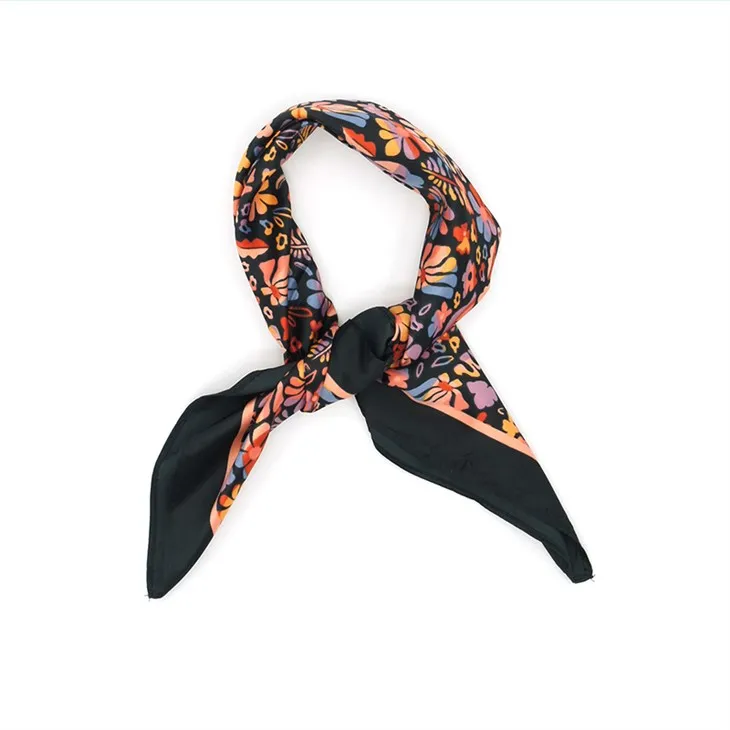 Ziedu drukas bandana S050