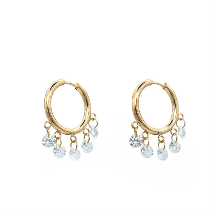 Skaisti zelta auskari