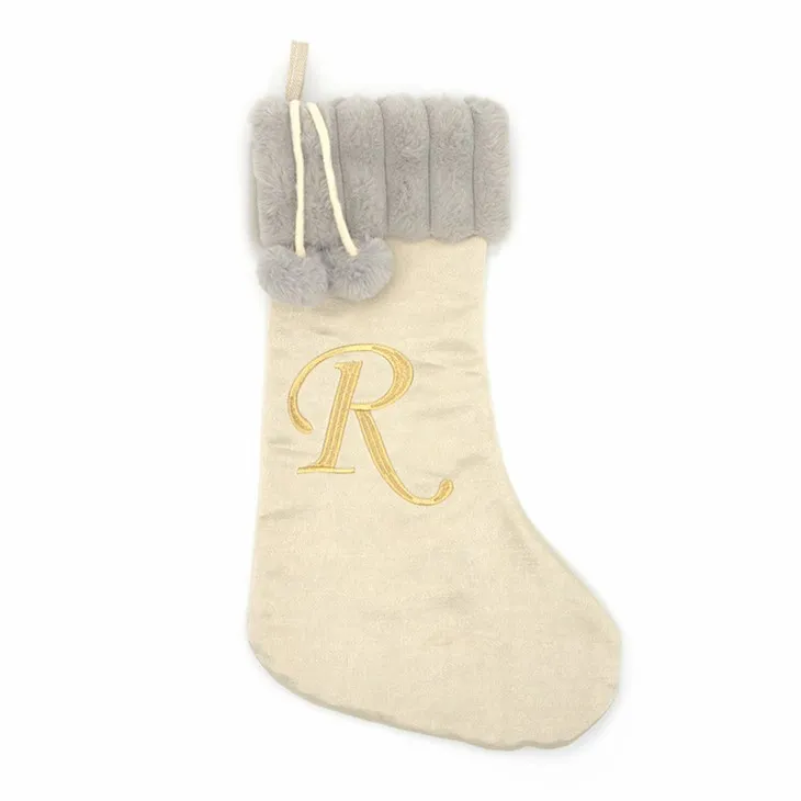 Plīša burtu Ziemassvētku zeķes